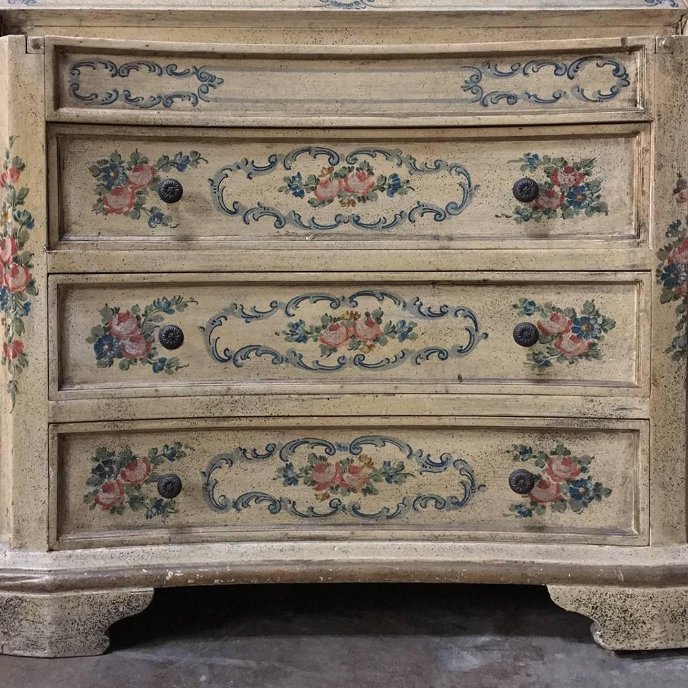 Antique Venetian Painted Secretary Bookcase In Excellent Condition In Dallas, TX