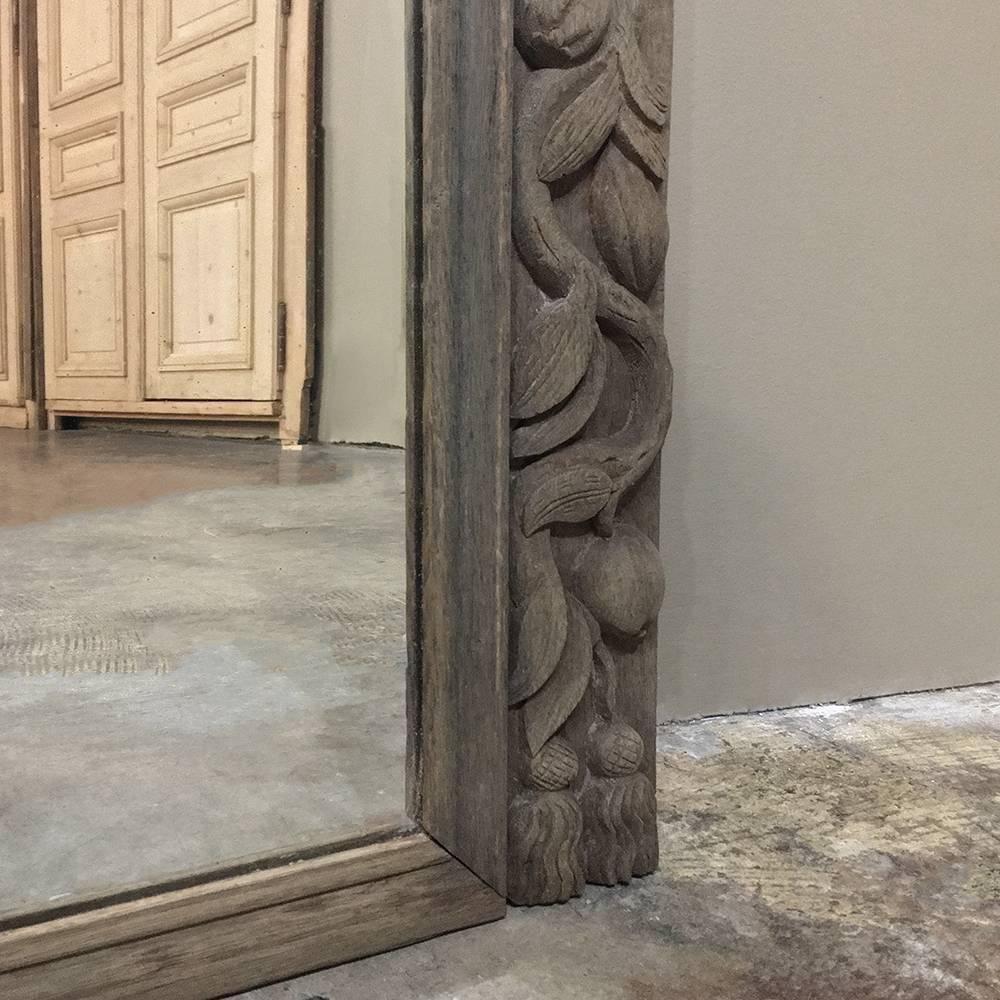 19th Century Flemish Renaissance Carved Wood Mirror In Excellent Condition In Dallas, TX