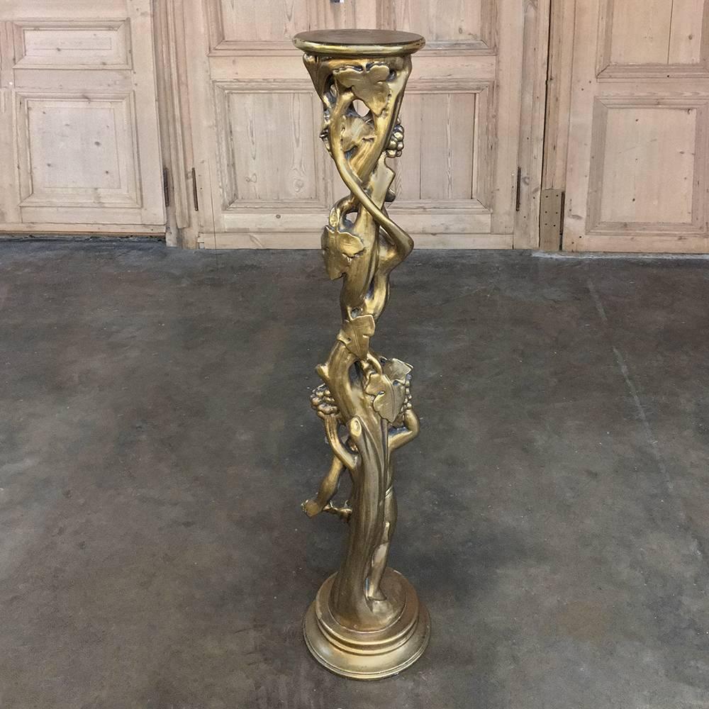 Hand-Carved Antique Italian Giltwood Baroque Pedestal For Sale