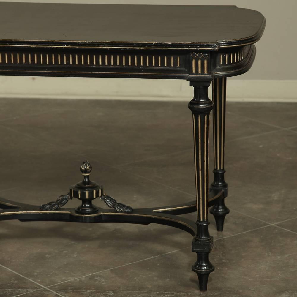 Mid-19th Century 19th Century Neoclassical Ebonized End Table