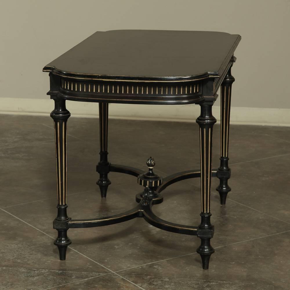 19th Century Neoclassical Ebonized End Table In Excellent Condition In Dallas, TX