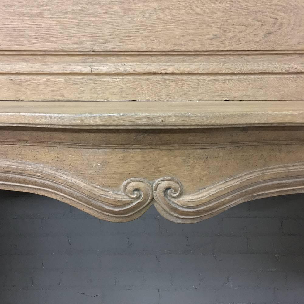 18th Century Hand-Carved Oak Fireplace Surround 2