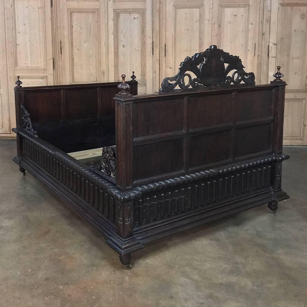 19th Century Renaissance French Hand-Carved Oak Bed 6