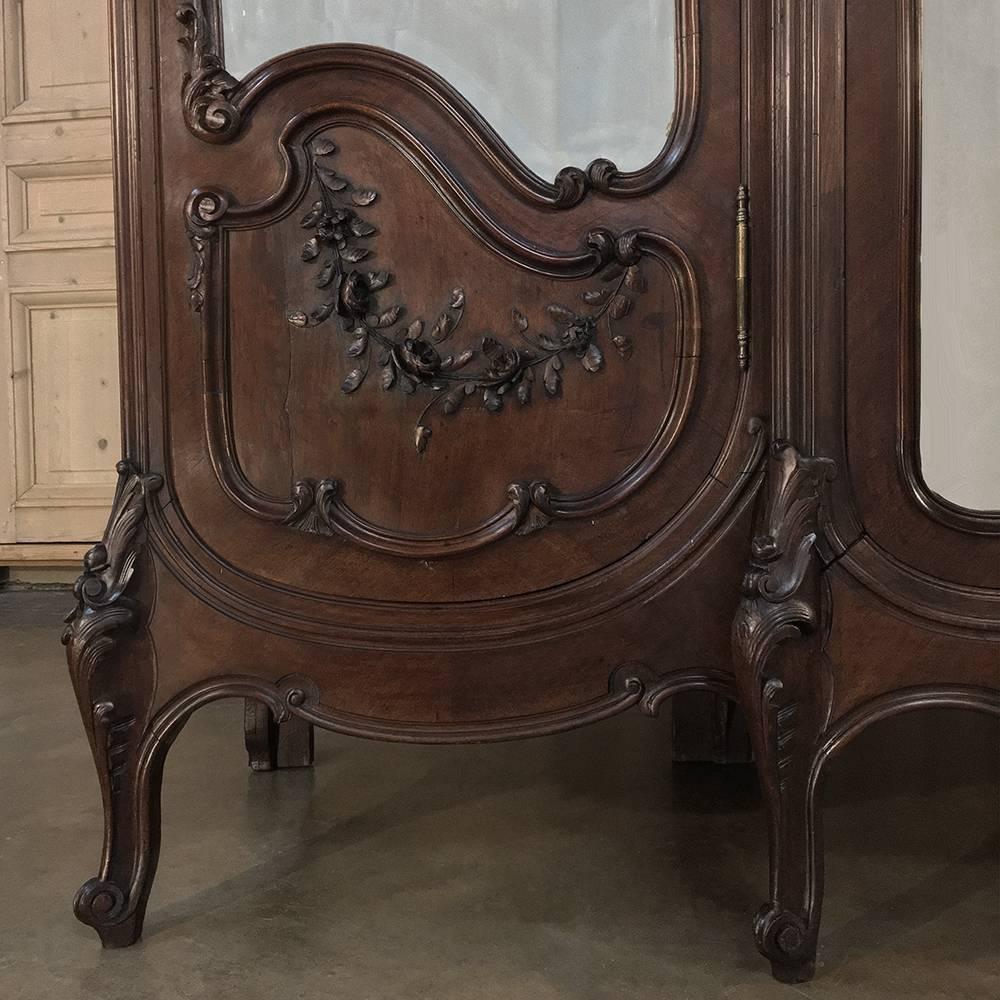 Late 19th Century 19th Century French Signed by Mercier Freres Louis XV Walnut Bedroom Suite