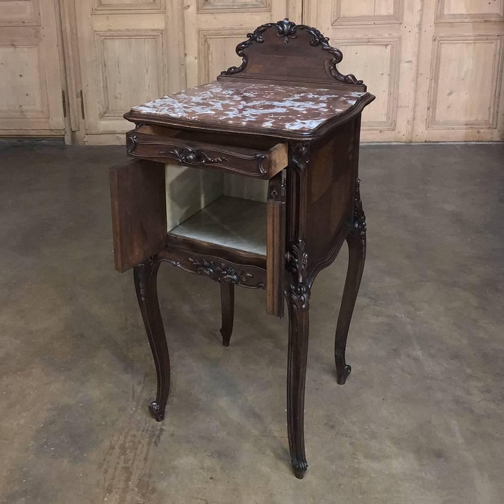 19th Century French Signed by Mercier Freres Louis XV Walnut Bedroom Suite 4