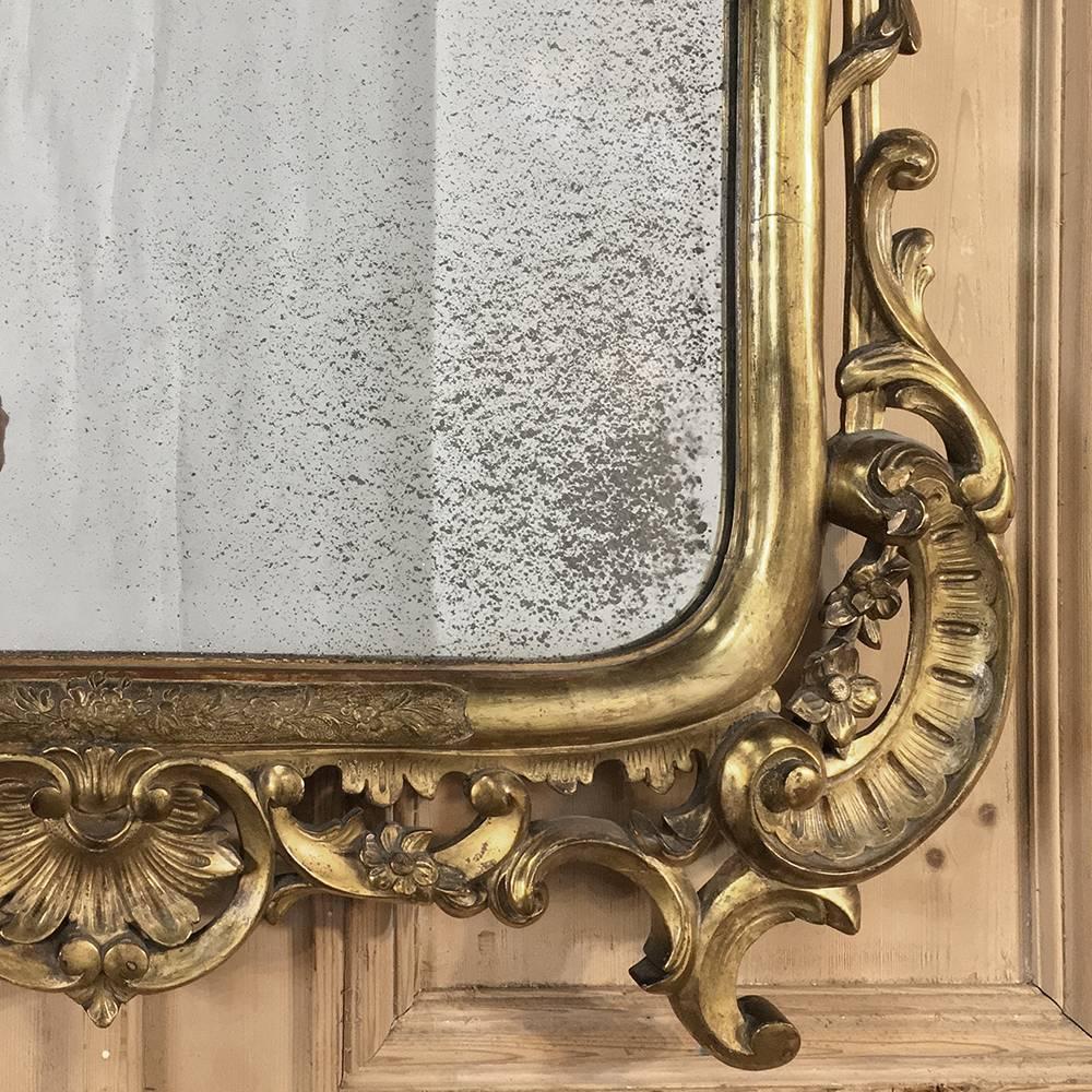 Mid-19th Century Italian Baroque Giltwood Mirror For Sale 3