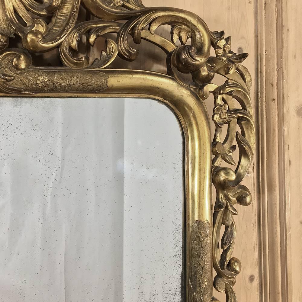 Mid-19th Century Italian Baroque Giltwood Mirror In Good Condition For Sale In Dallas, TX