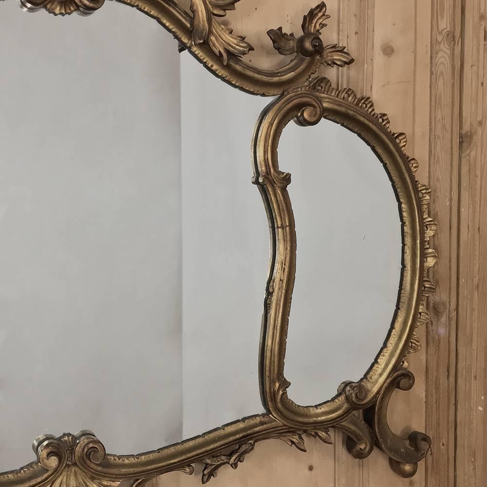 Early 20th Century Antique Italian Baroque Giltwood Mirror