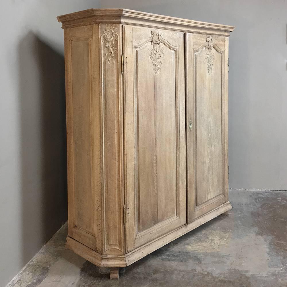 Régence Early 19th Century French Regence Stripped Oak Armoire