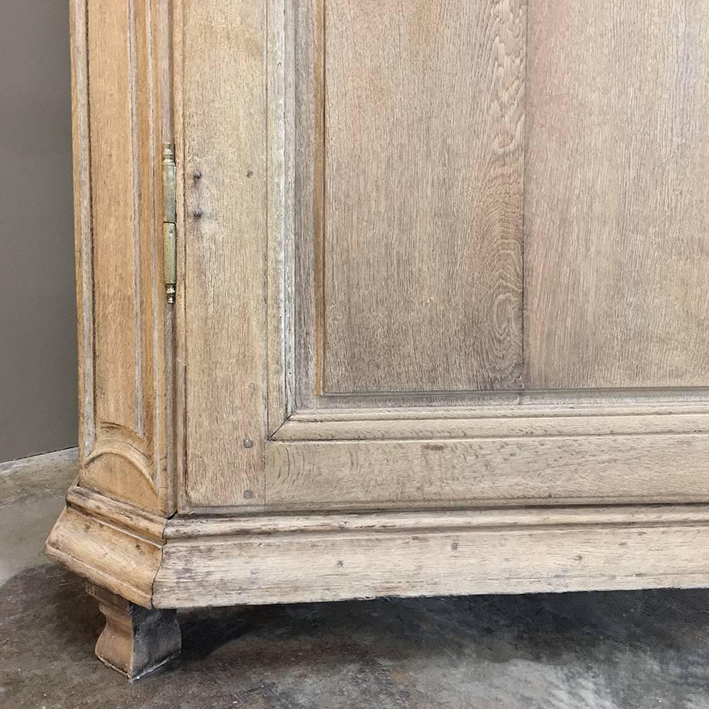 Early 19th Century French Regence Stripped Oak Armoire 3