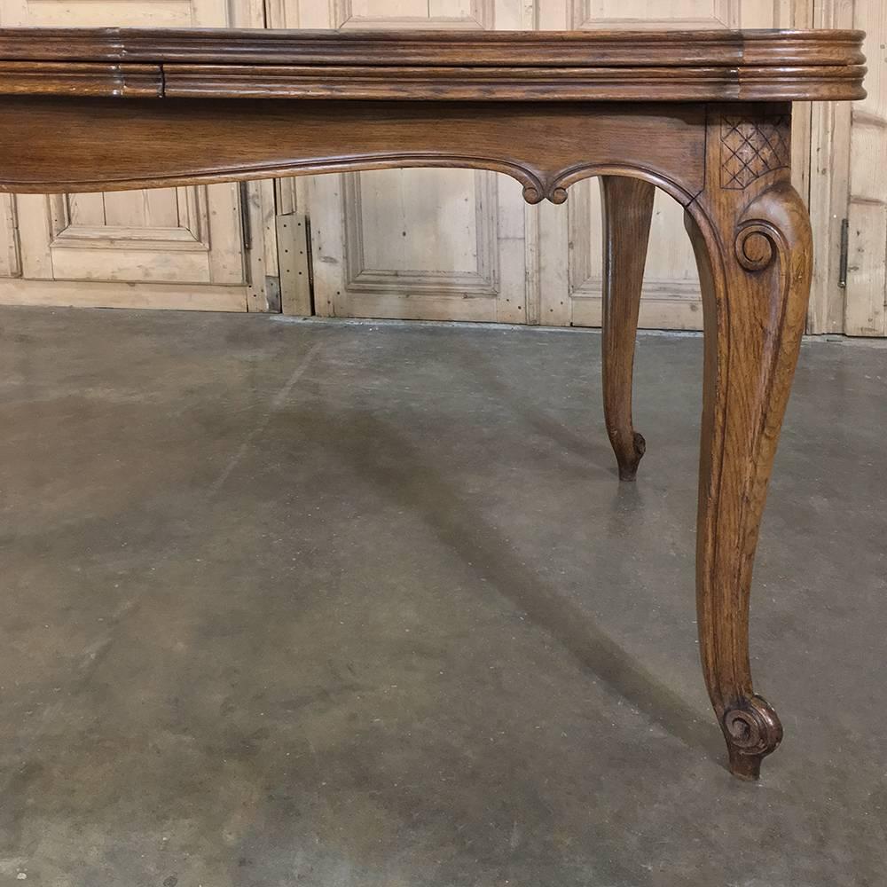 20th Century Antique Country French Draw-Leaf Dining Table