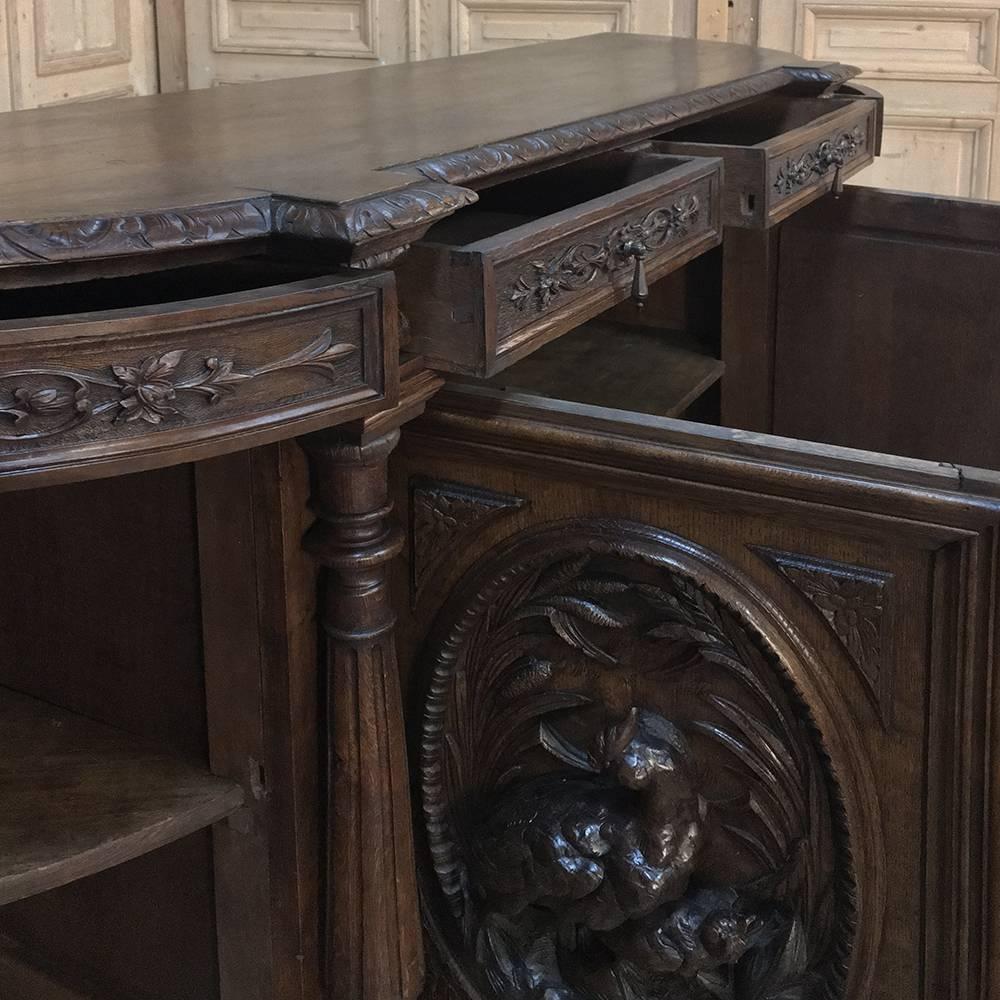 Hand-Carved 19th Century French Renaissance Hunt Buffet