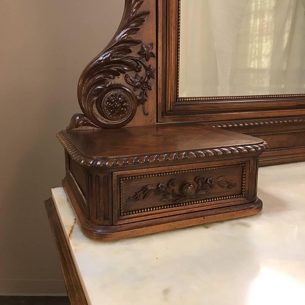 19th Century French Walnut Neoclassical Onyx Top Dresser In Excellent Condition In Dallas, TX