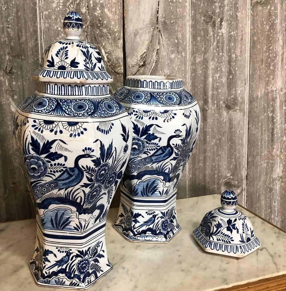Pair of 19th Century Blue and White Delft Oriental Style Vases In Excellent Condition In Dallas, TX
