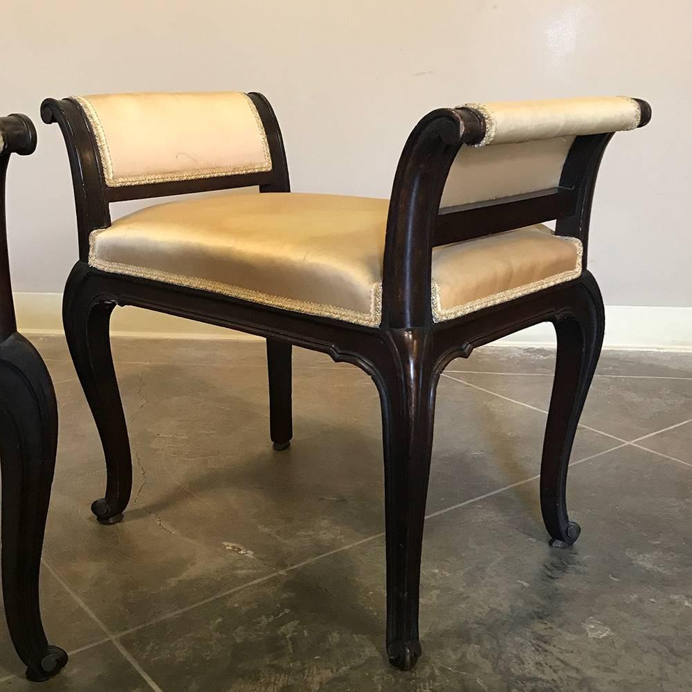 Pair of Antique Italian Walnut Arm Benches with Silk Upholstery In Good Condition In Dallas, TX