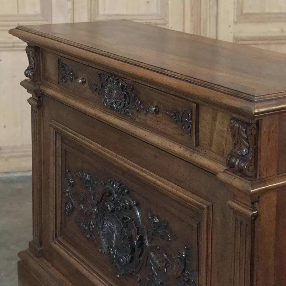 19th Century French Walnut Louis XIV Buffet or Cabinet 3
