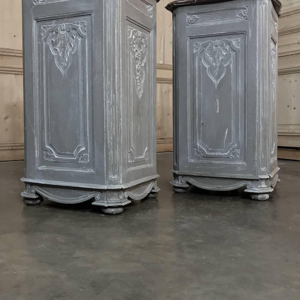 Pair of 19th Century French Regence Marble-Top Painted Nightstands 4