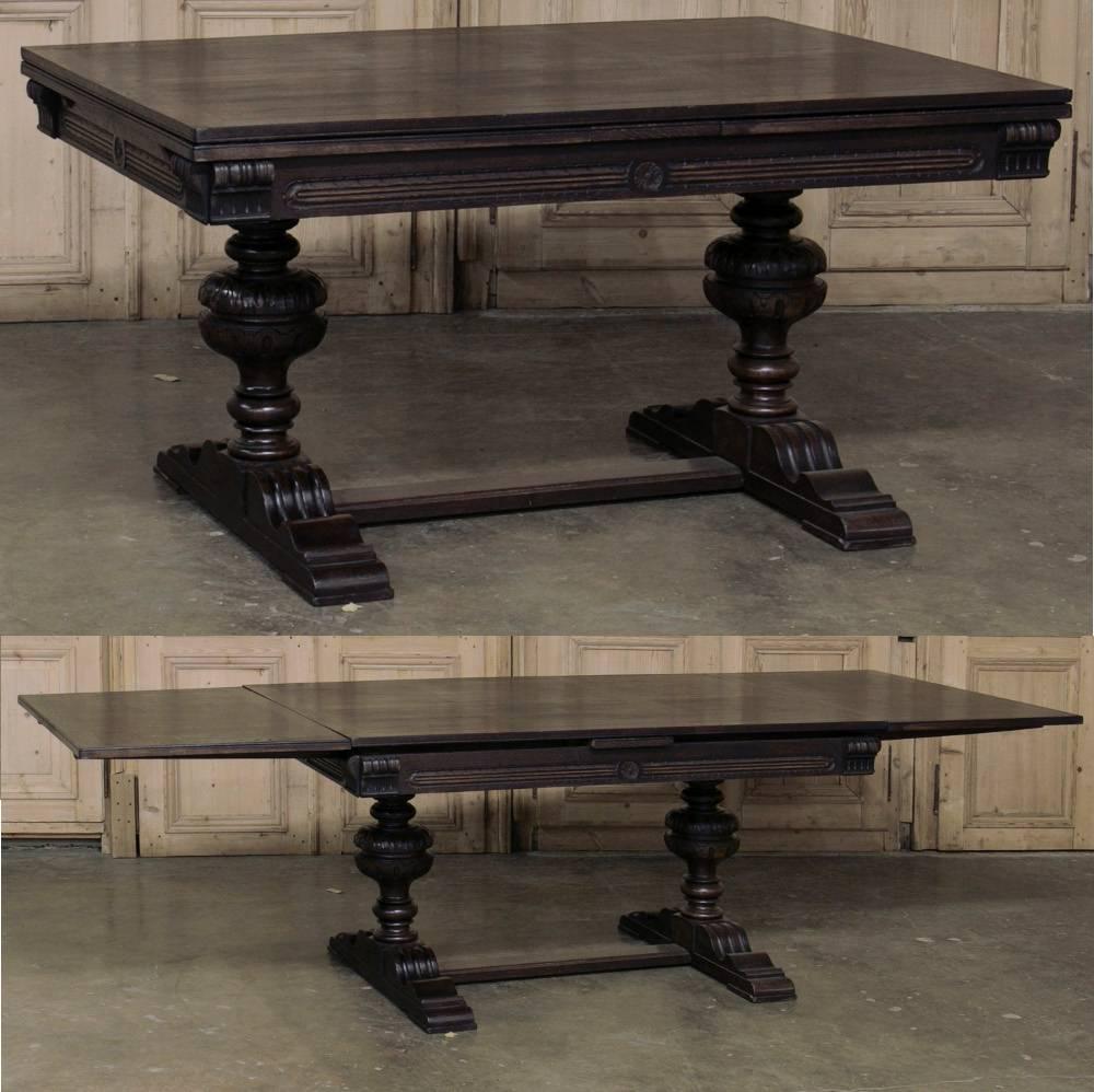 Charming Flemish Renaissance draw-leaf table is compact most of the time, but expands when you need it!
Circa early 1900s.
Measures: 30.5 H x 59 W x 39.5 D, 109 W open.