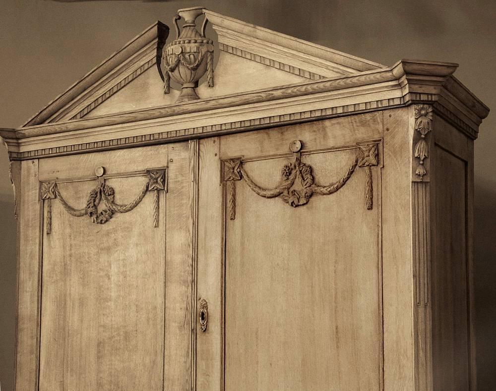 18th Century Neoclassical Dutch Stripped Oak Armoire, Cabinet 2