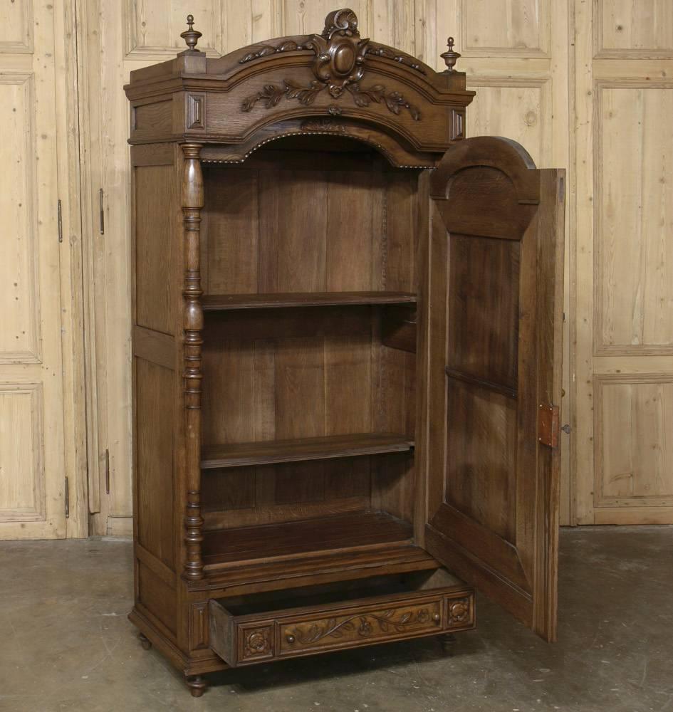 Hand-Carved 19th Century French Renaissance Walnut Armoire