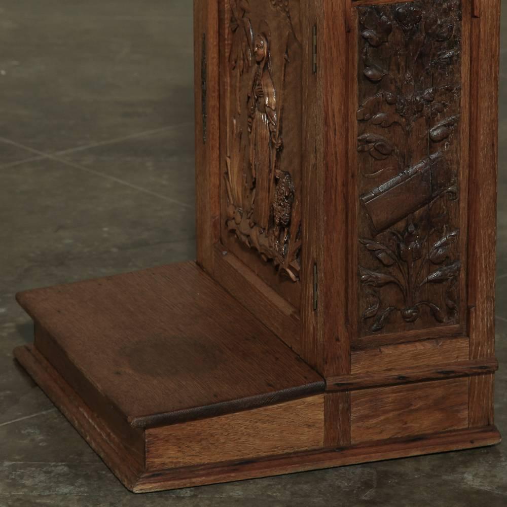 French 19th Century Gothic Prayer Kneeler or Prie Dieu
