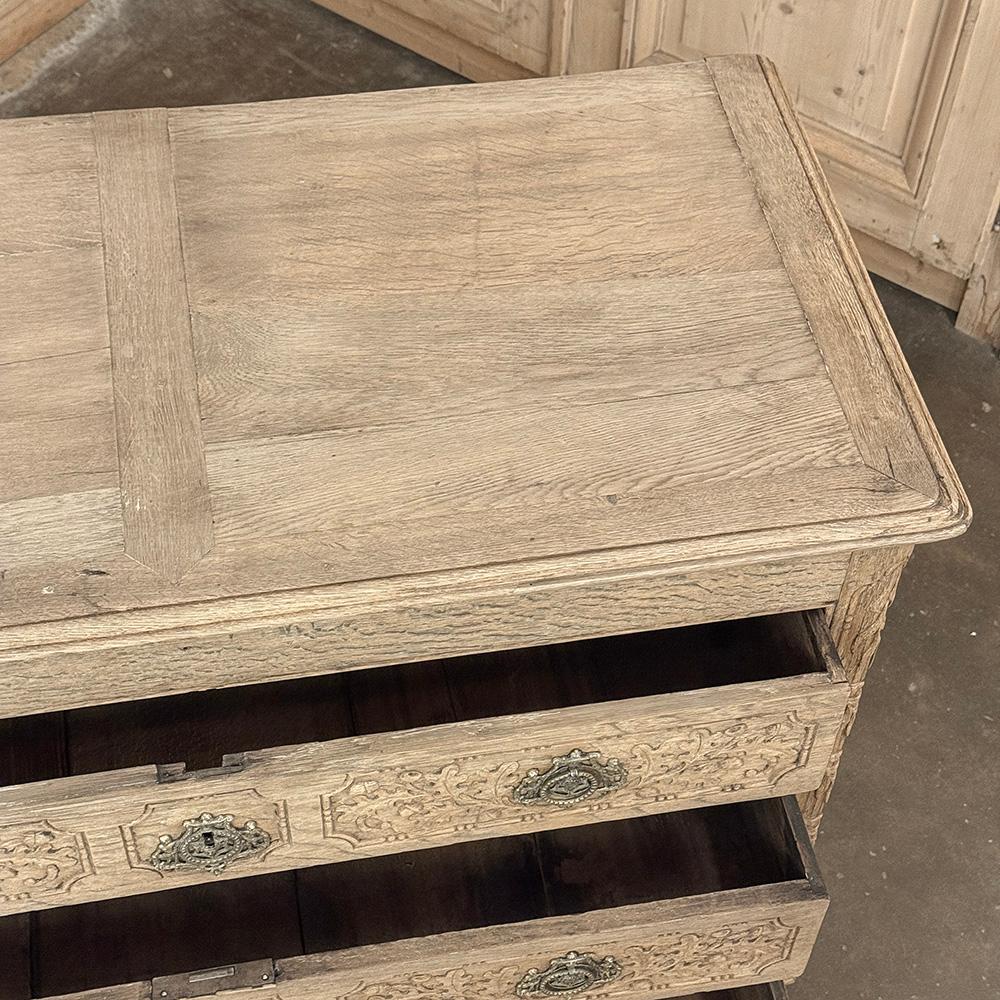 18th Century French Louis XVI Commode in Stripped Oak For Sale 12