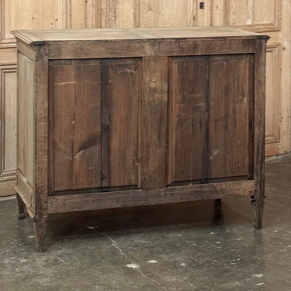 18th Century French Louis XVI Commode in Stripped Oak For Sale 13