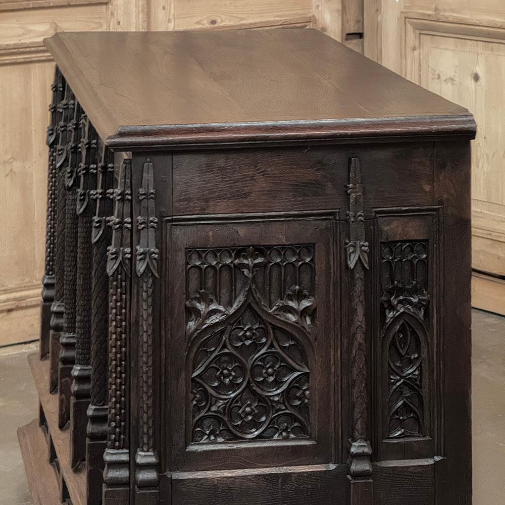 Credenza gotica francese del XIX secolo in vendita 6