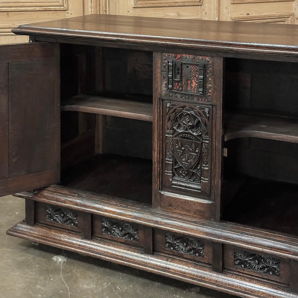 Credenza gotica francese del XIX secolo in vendita 9