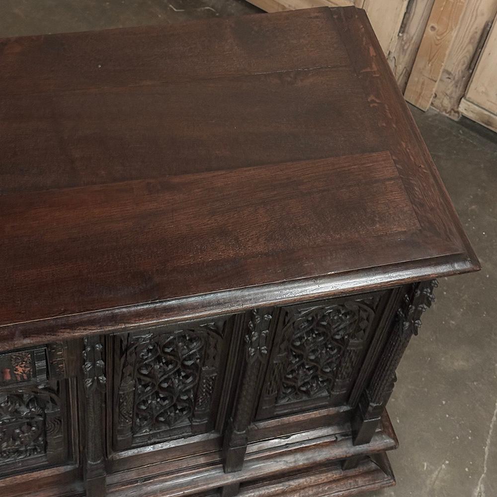Credenza gotica francese del XIX secolo in vendita 12