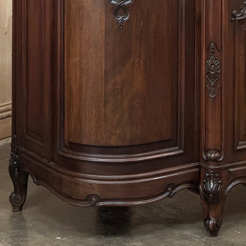 20th Century Antique French Louis XIV Walnut Round Side Marble Top Buffet For Sale