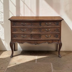 Country French Régence Style Chest of Drawers ~ Commode with Cabriole Legs