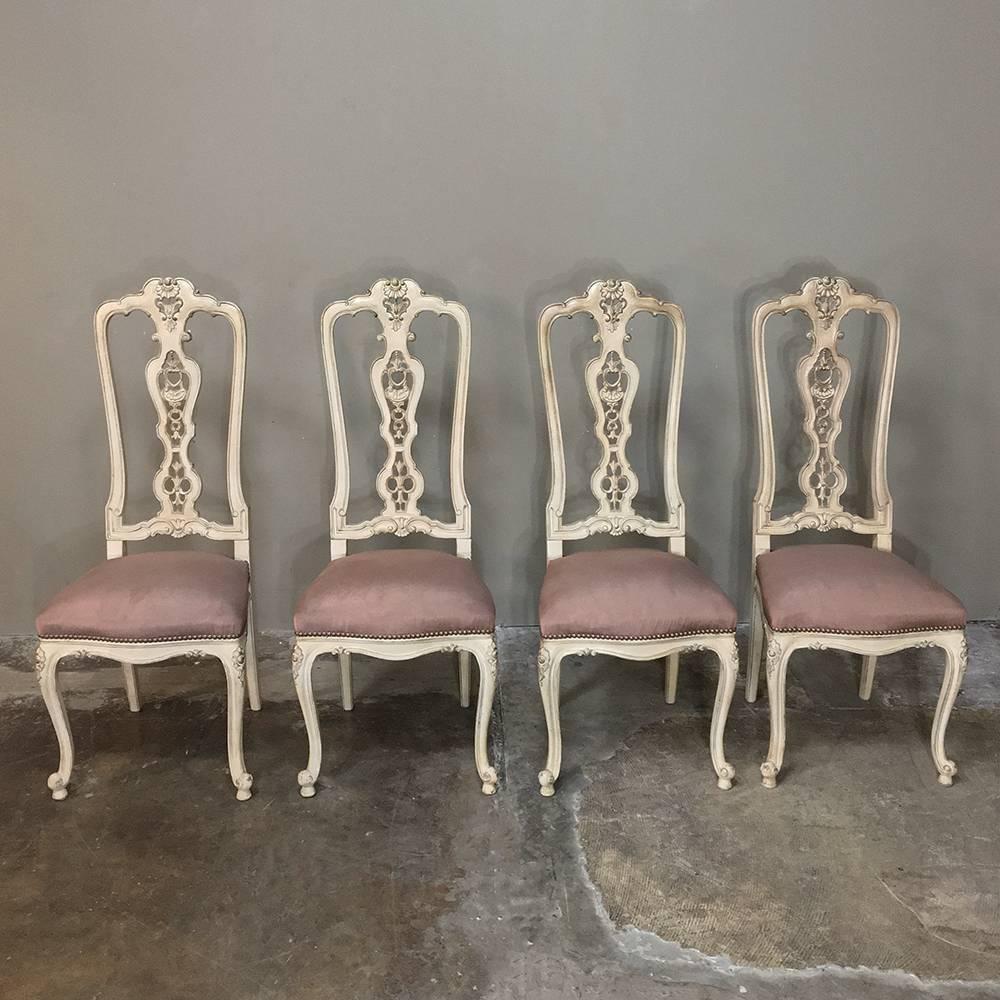 Set of Eight Mid-Century Italian Baroque Painted Dining Chairs In Good Condition In Dallas, TX