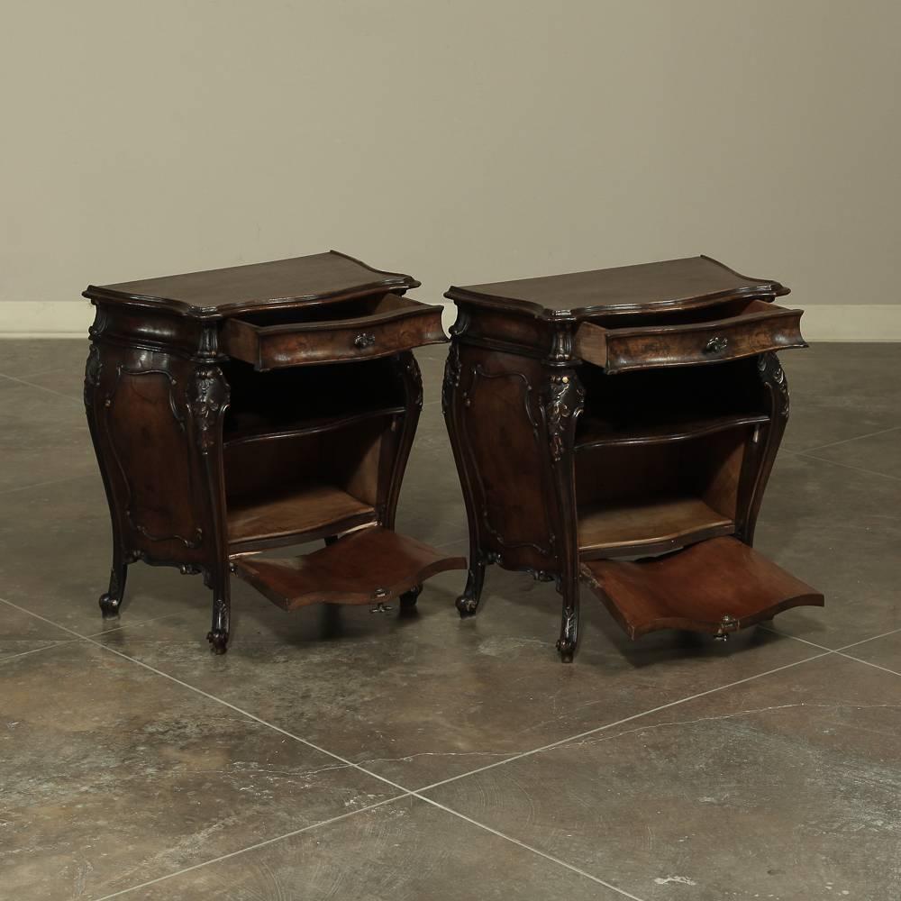 The lovely and graceful pair of burled walnut Italian nightstands we found near Italian city of Milan in a Classic Rococo styling. The curvaceous and naturalistic form of the Rococo design has been amply captured in fine burled walnut with this pair