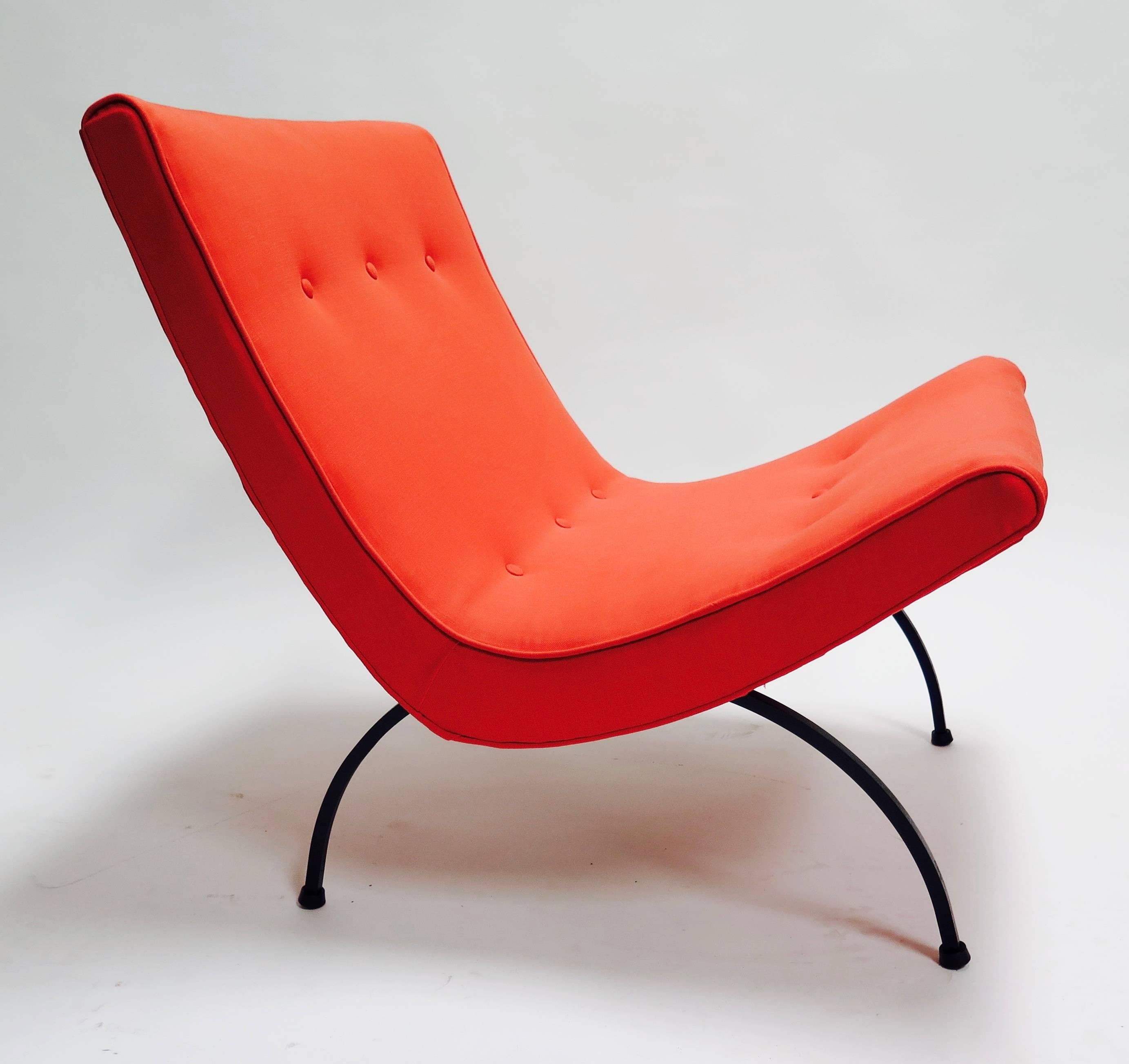 Mid-Century Modern Pair of Milo Baughman Scoop Lounge Chairs