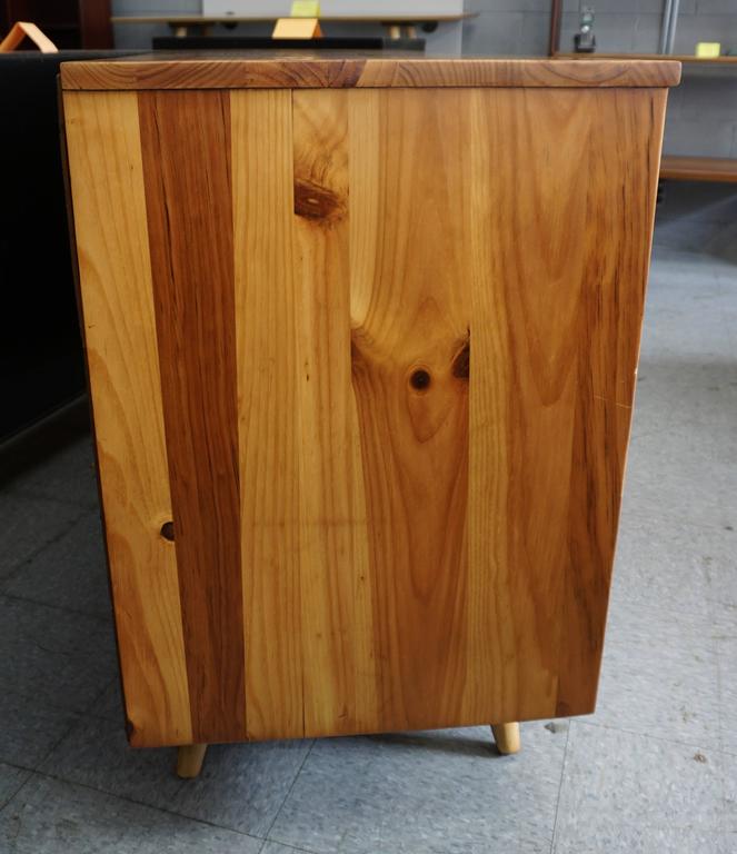 1950 Franklin Shockey Knotty Pine Dresser For At 1stdibs American 1950 Franklin Shockey Knotty Pine Dresser For
