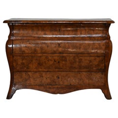 Wood Commodes and Chests of Drawers
