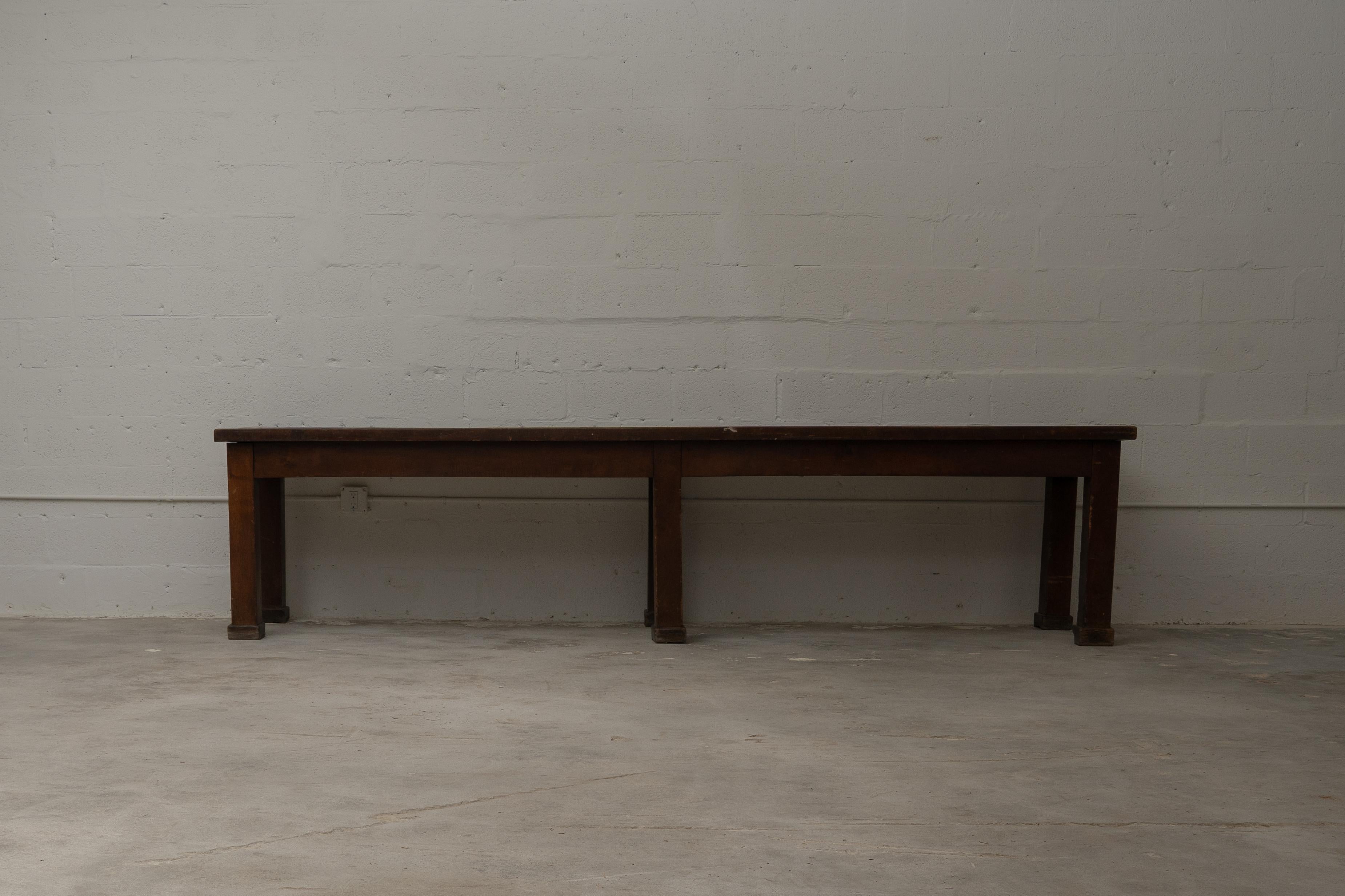 Early 20th Century French Provincial Work Table In Good Condition For Sale In Miami, FL