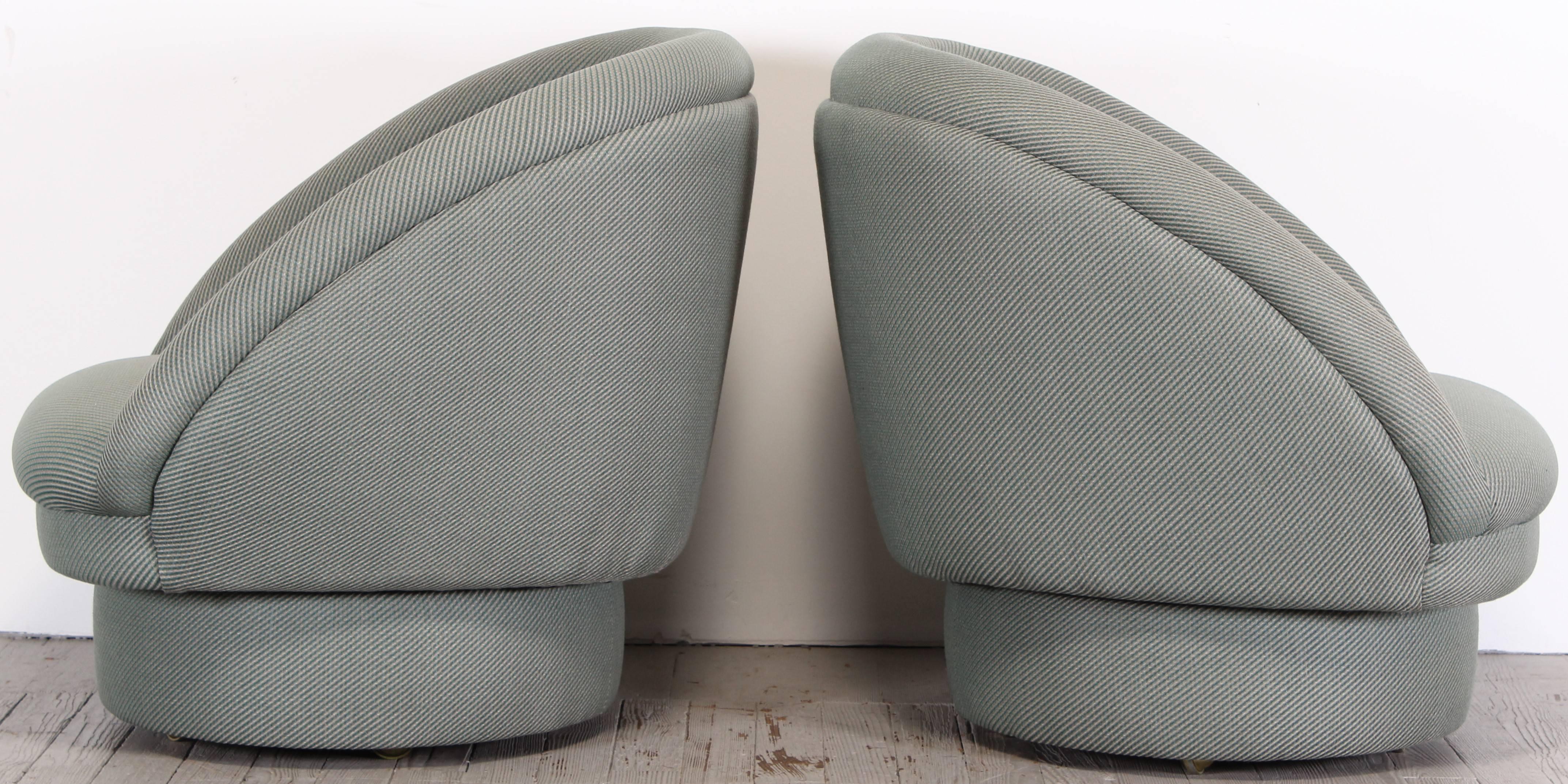 Mid-Century Modern Pair of Vladimir Kagan Crescent Swivel Chairs, 1960s