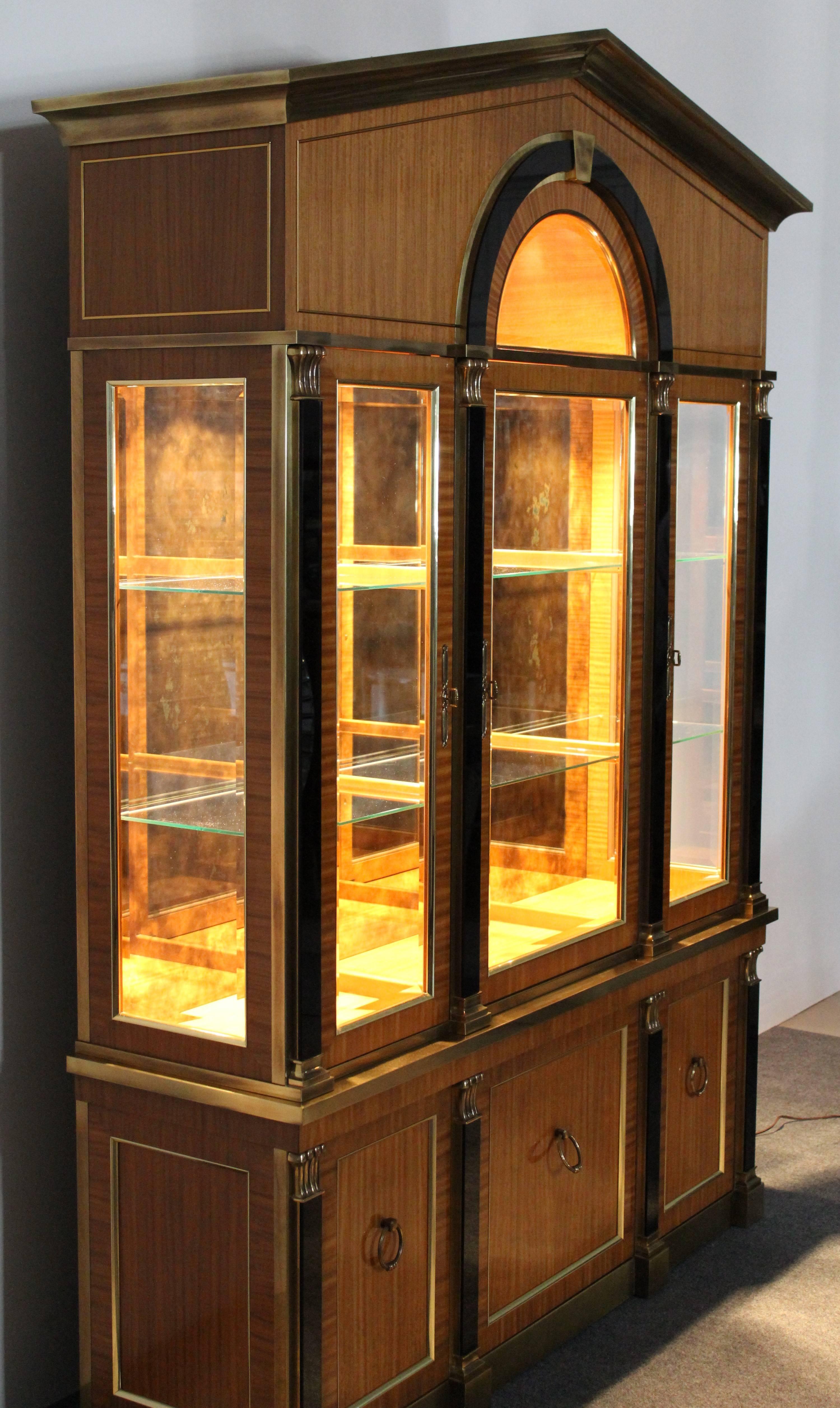 Beveled Mastercraft Two-Piece Breakfront Display Cabinet, 1970