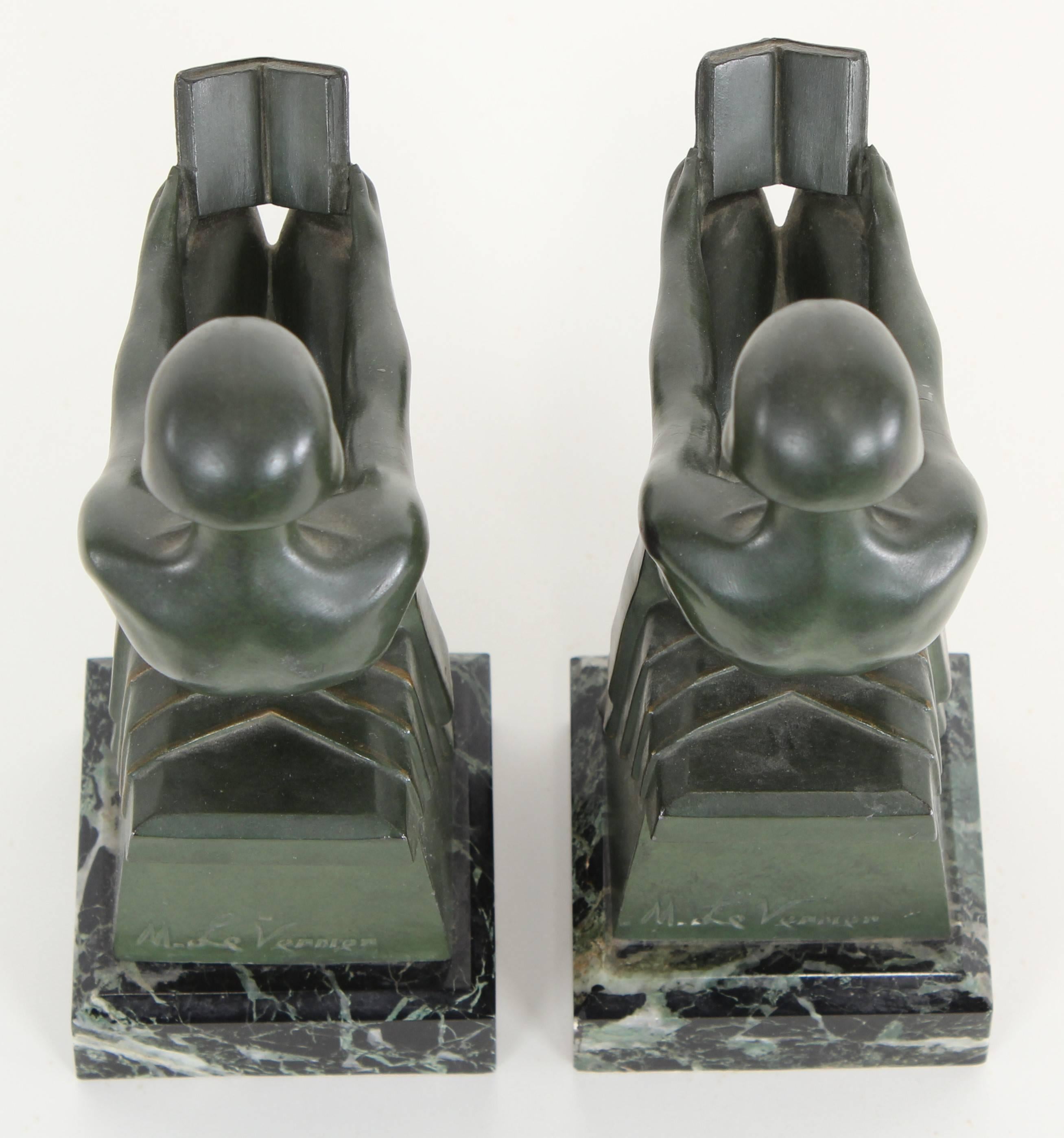 Signed French Art Deco Nude Bookends by Max Le Verrier, 1930 In Good Condition In Hamburg, PA