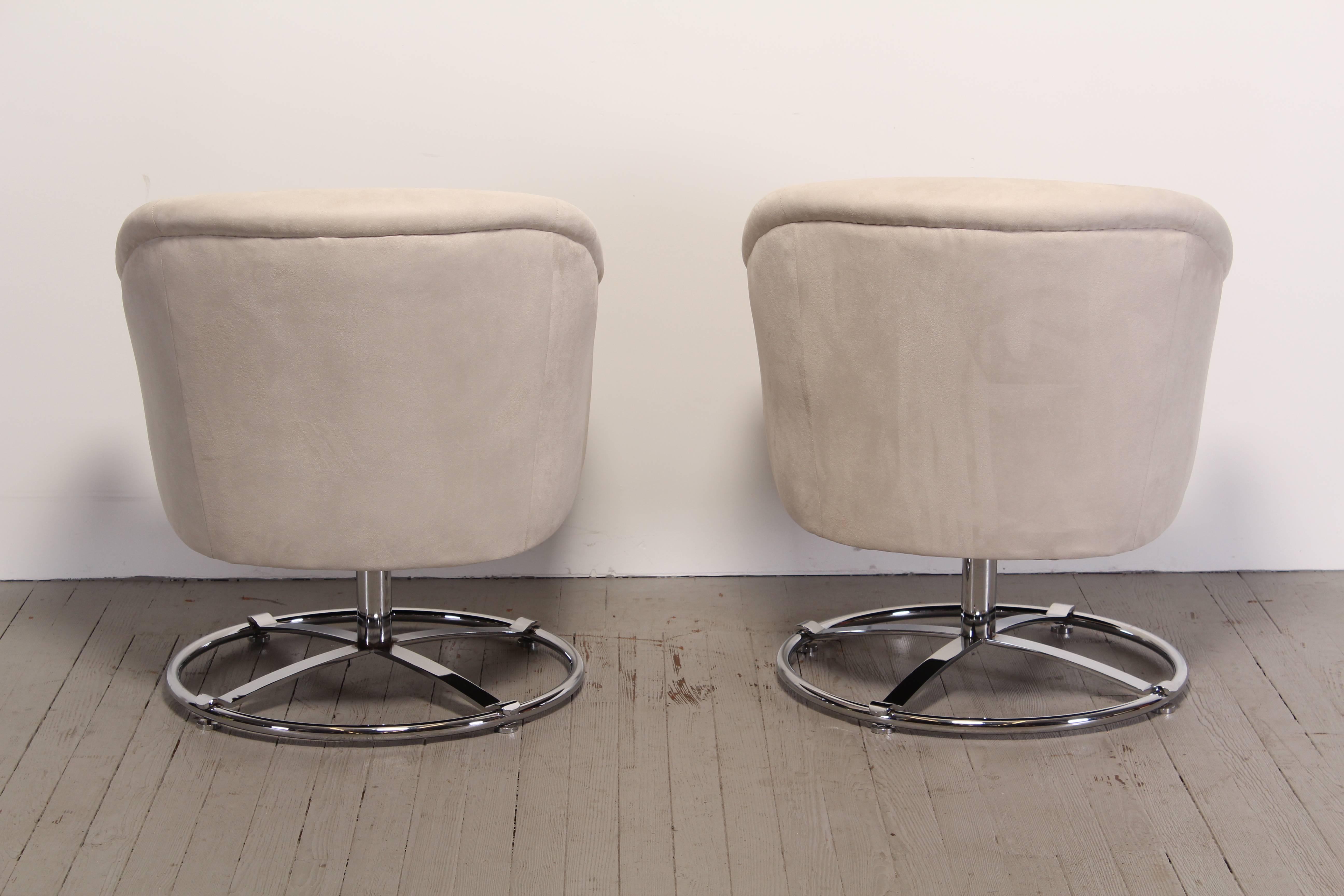 American Pair of Large Scale Chromed Steel Swivel Chairs by Ward Bennett, 1970