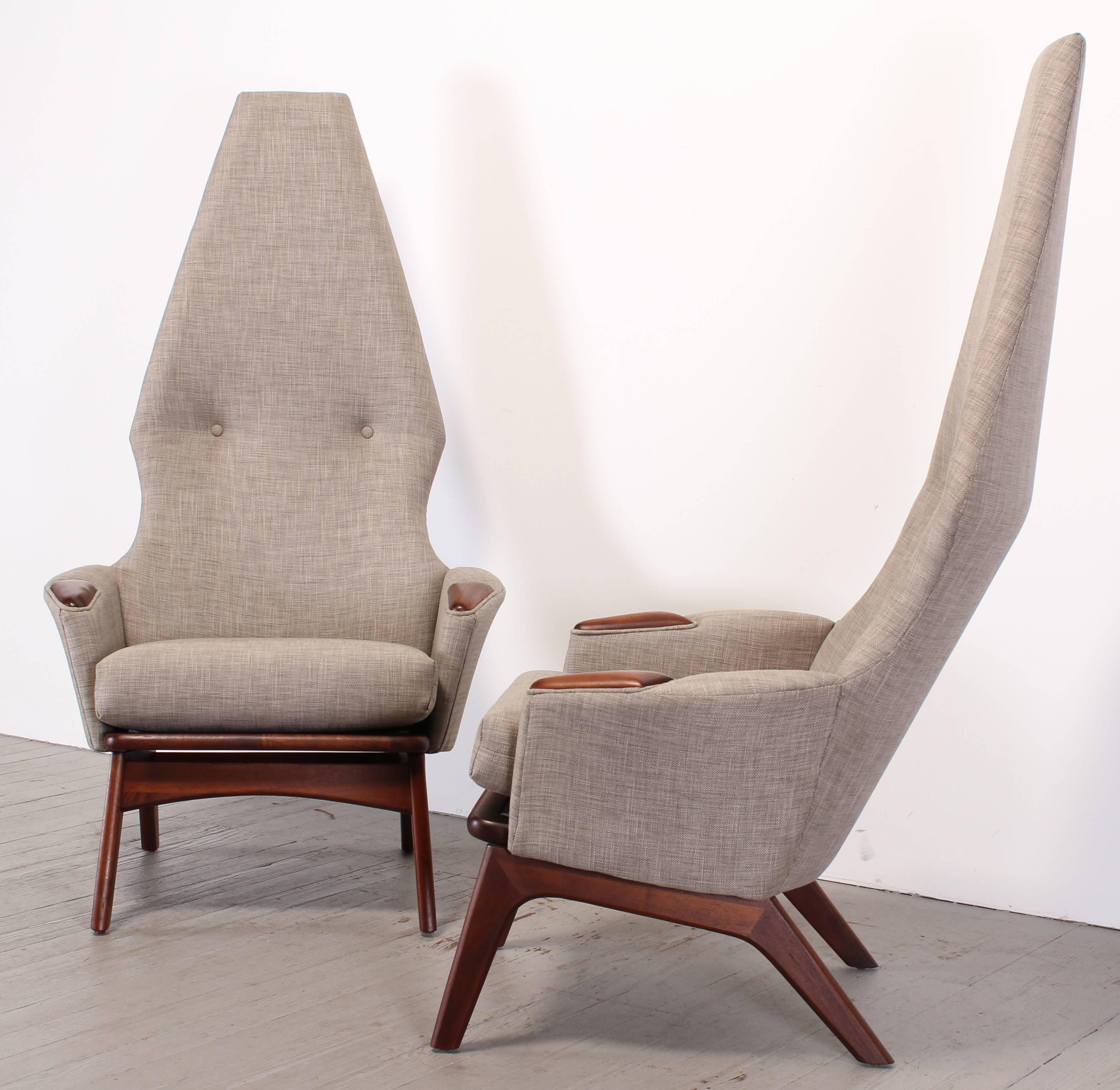 Mid-Century Modern Adrian Pearsall Pair of Walnut Chairs for Craft Associates Model #2056-C, 1960
