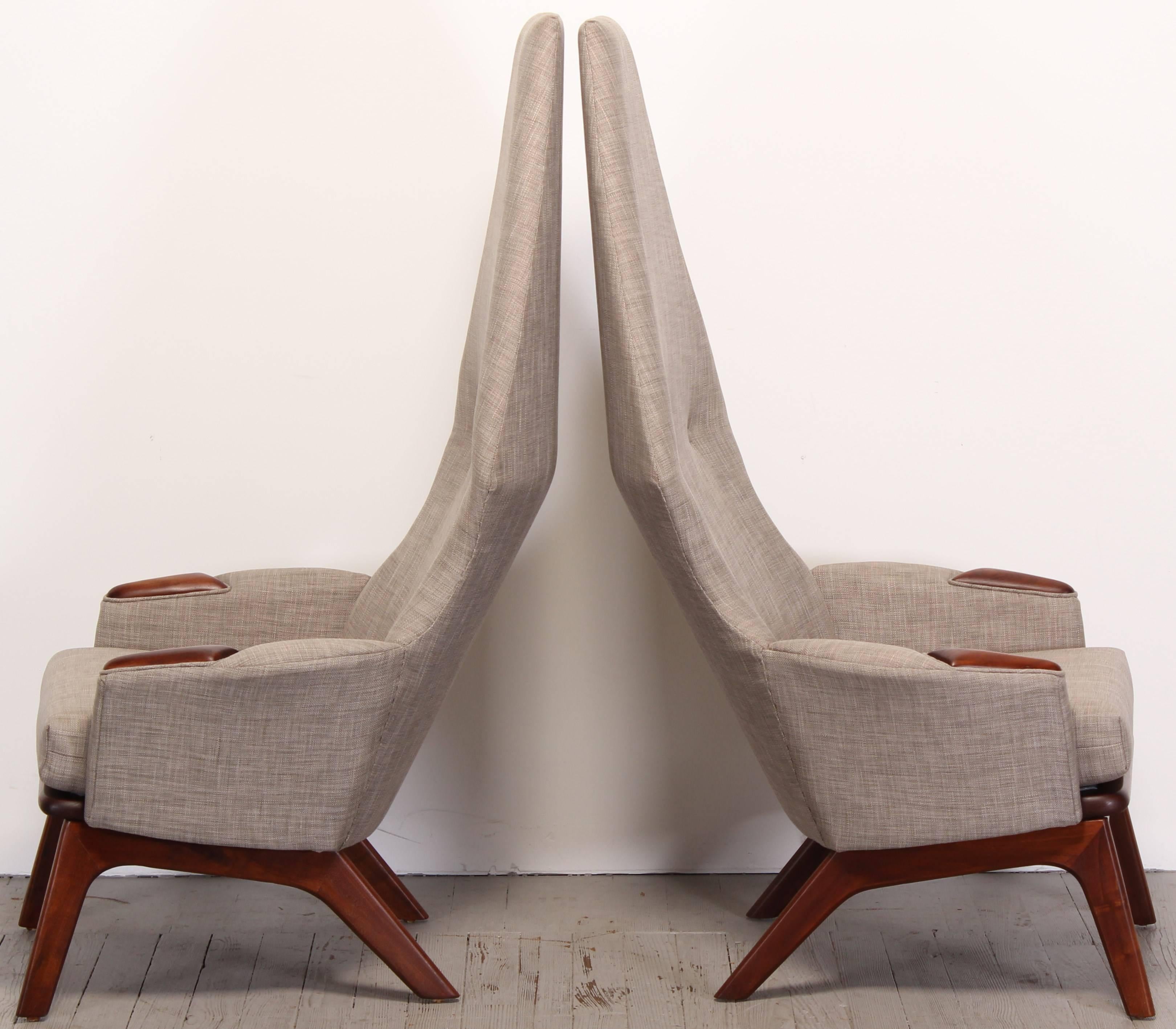 Adrian Pearsall Pair of Walnut Chairs for Craft Associates Model #2056-C, 1960 1