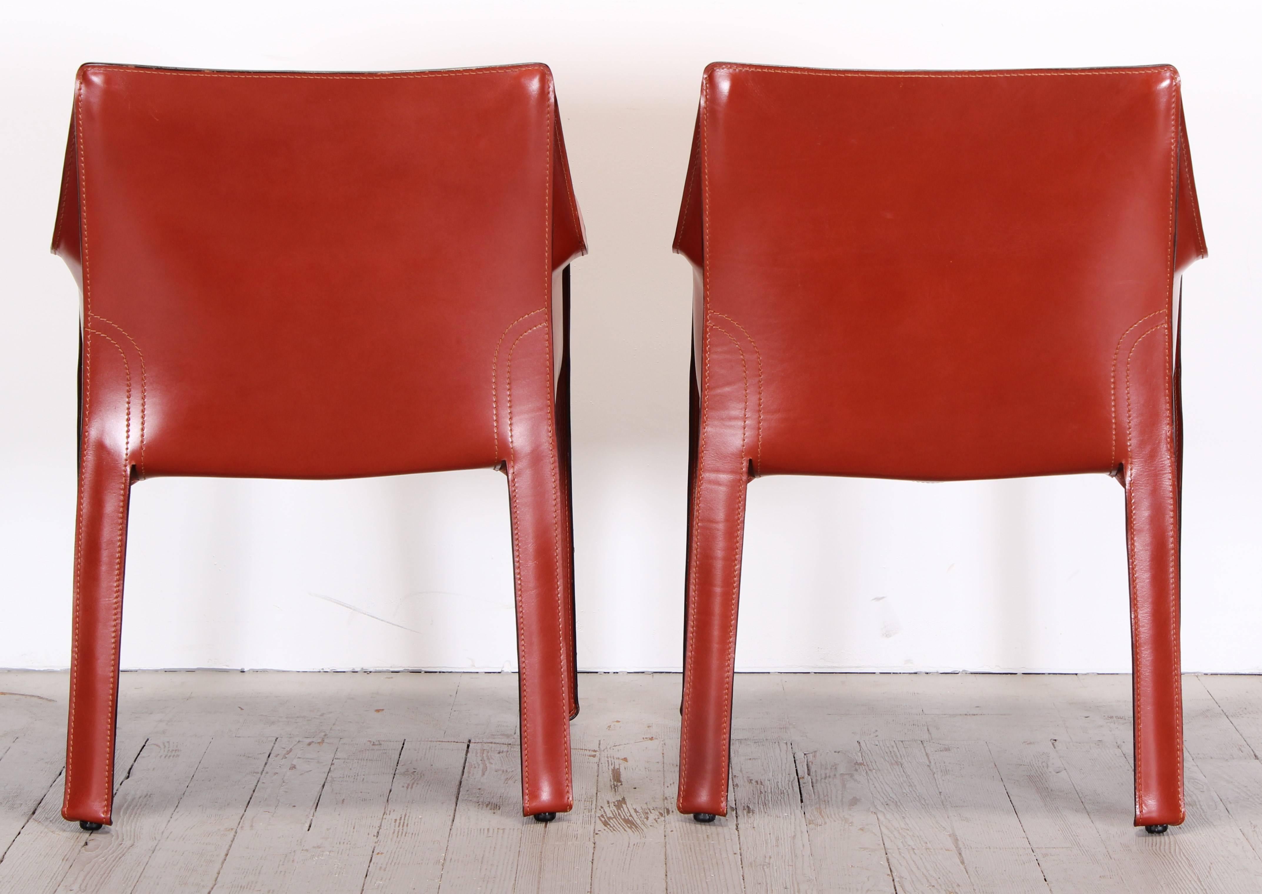 Mid-Century Modern Pair of 413 Cab Chairs by Mario Bellini by Cassina