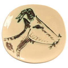 Assiette en céramique "Tête de Chevreuil de Profil" de Pablo Picasso Madoura, 1950-1952