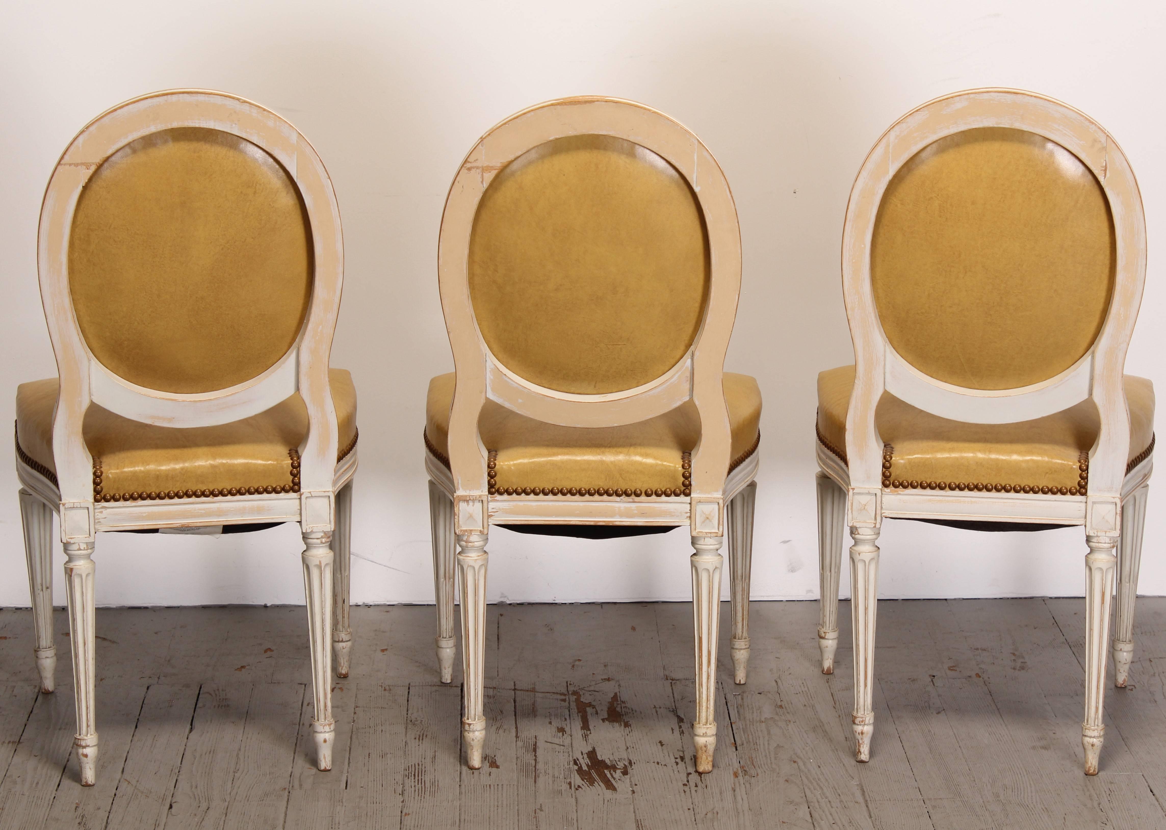 Painted Set of Six Louis XVI Style Dining Chairs, 1950s In Good Condition In Hamburg, PA