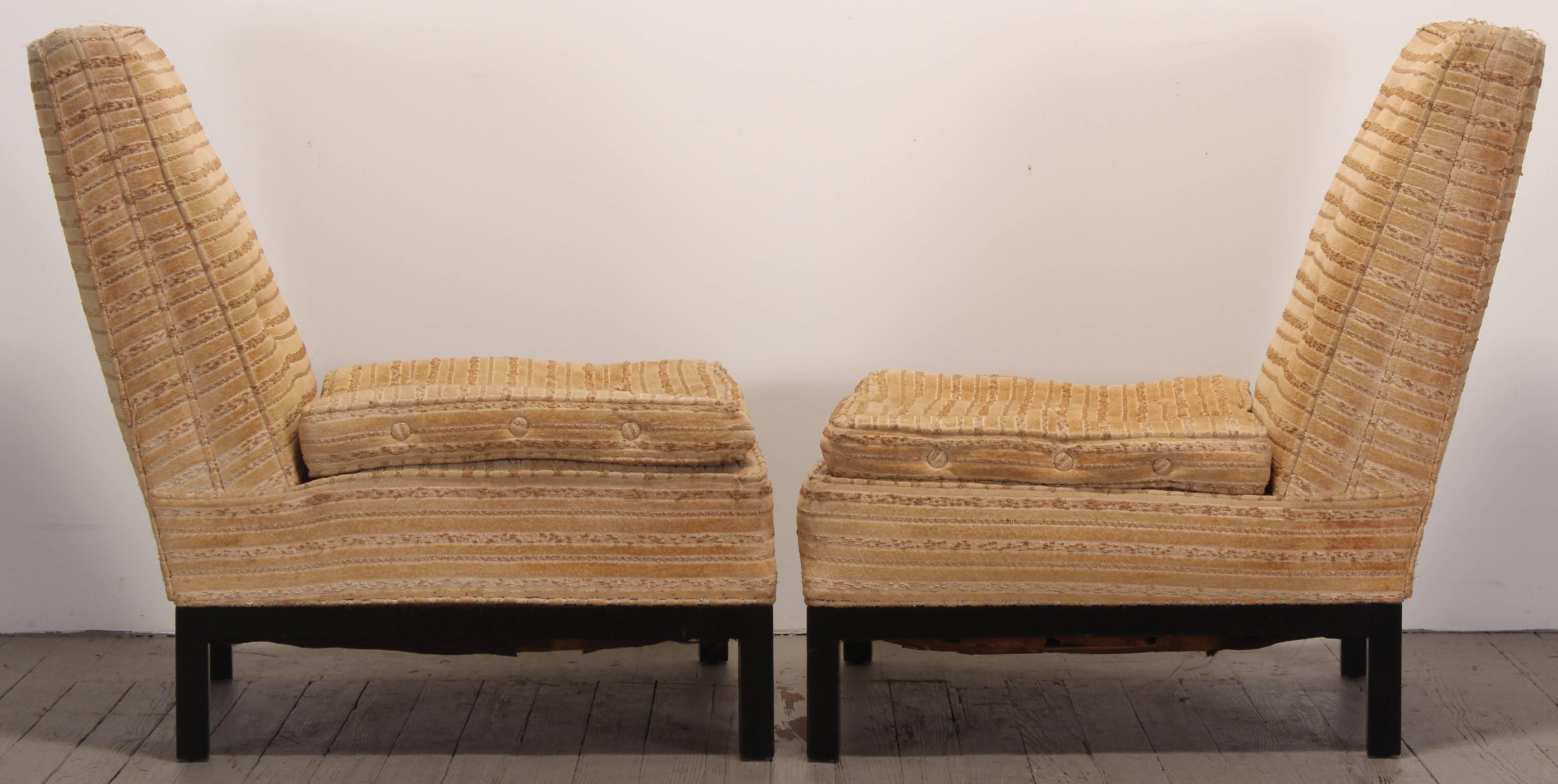 Pair of Rare Widdicomb Robsjohn Gibbings Slipper Chairs, signed, 1950s In Good Condition In Hamburg, PA
