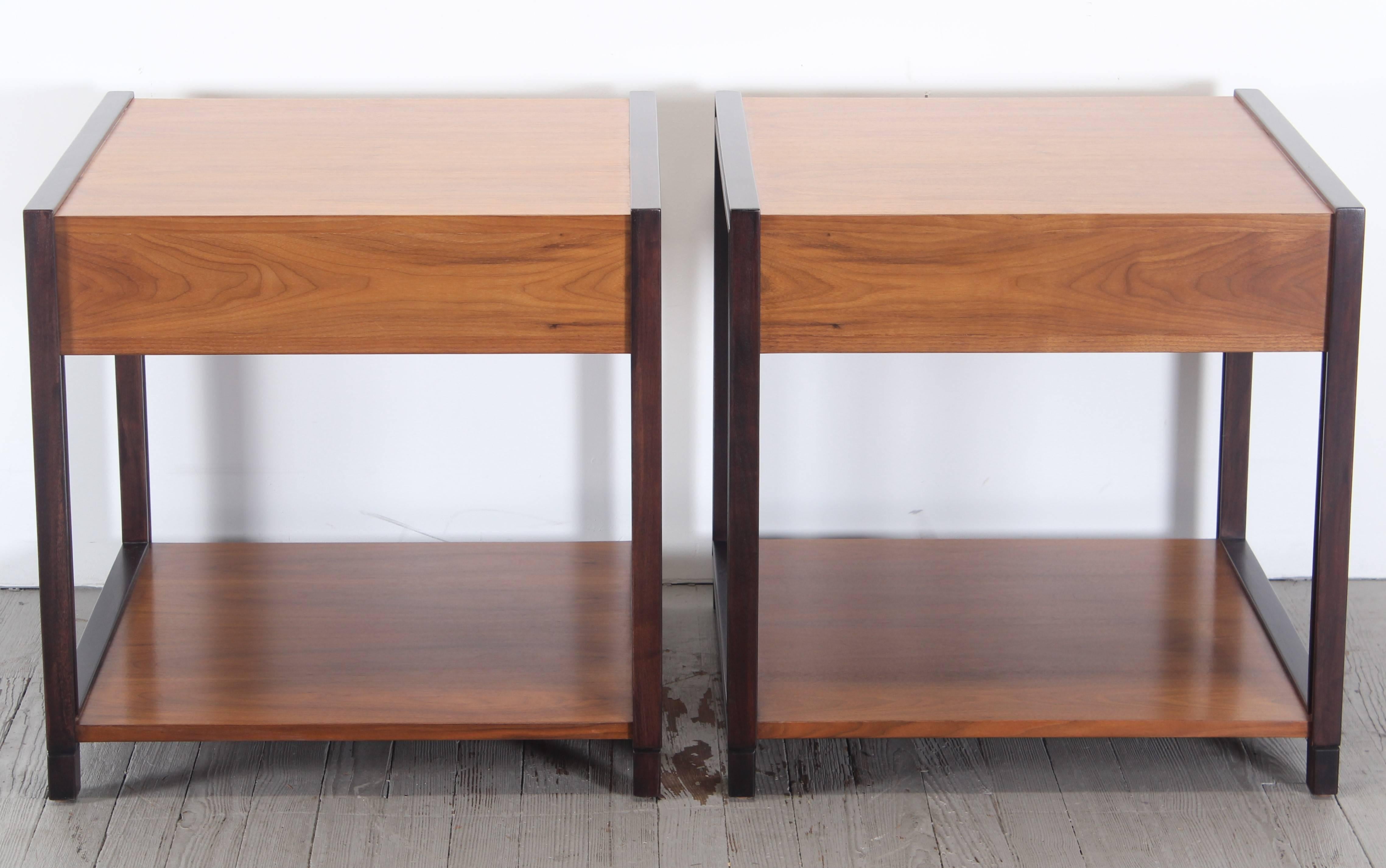 Mid-Century Modern Pair of Edward Wormley Nightstands or End Tables By Dunbar, 1960s