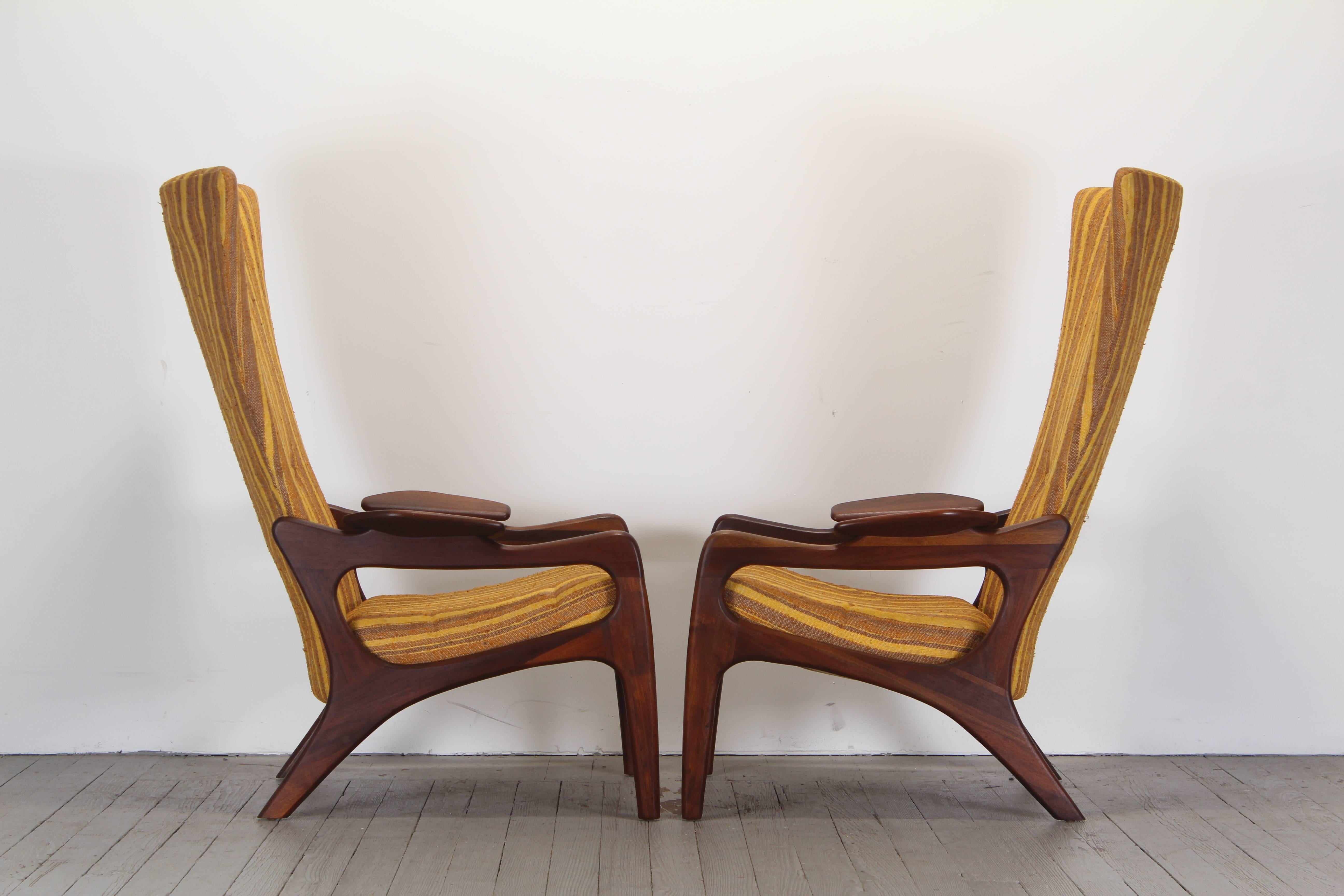 Pair of Original Adrian Pearsall Wingback Chairs, 1960s In Good Condition In Hamburg, PA